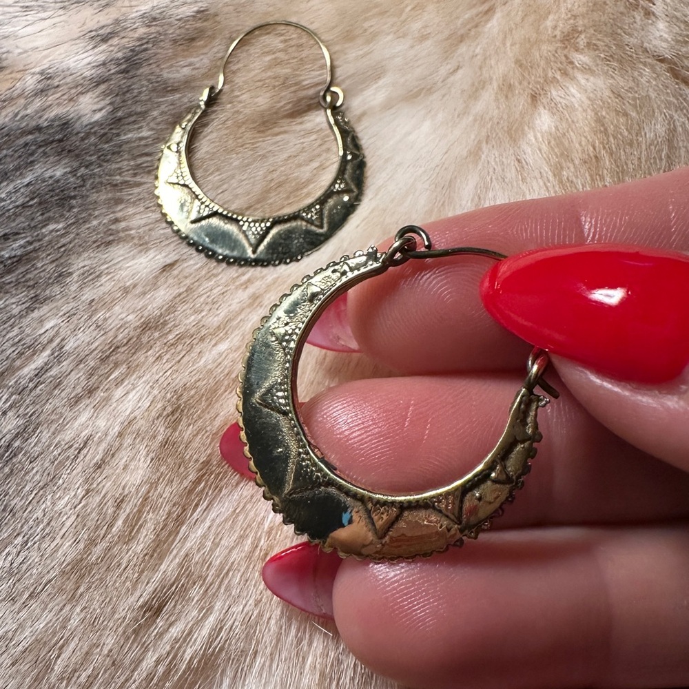 Gold Tone Indonesian Tribal Dangle Hoop Earrings